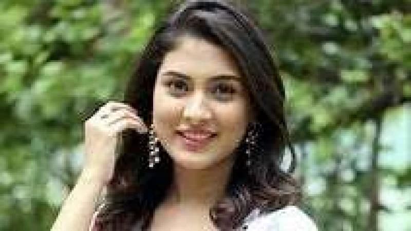 মেহজাবীন চৌধুরী সবার শীর্ষে!