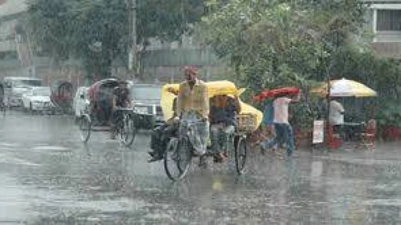 দেশ জুড়ে বৃষ্টির সম্ভাবনা, ভারী বর্ষণের সতর্কতা