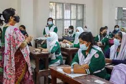 ষষ্ঠ গণবিজ্ঞপ্তি: এক লাখ শিক্ষক...