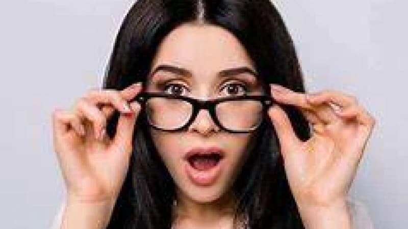 যেভাবে বুঝবেন চশমার প্রয়োজন