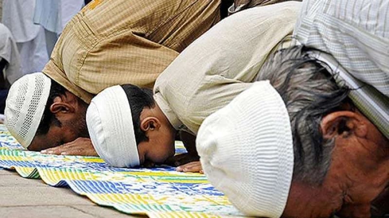সুরা ফাতিহা নামাজে পড়তে হয় কেন