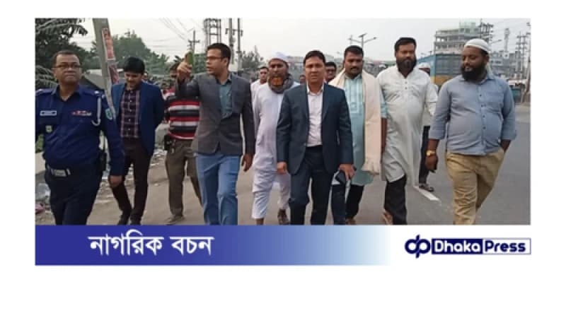 বন্দরে সড়কে শৃংখলা ফেরাতে মদনপুর বাসস্ট্যান্ডে প্রশাসনের অভিযান