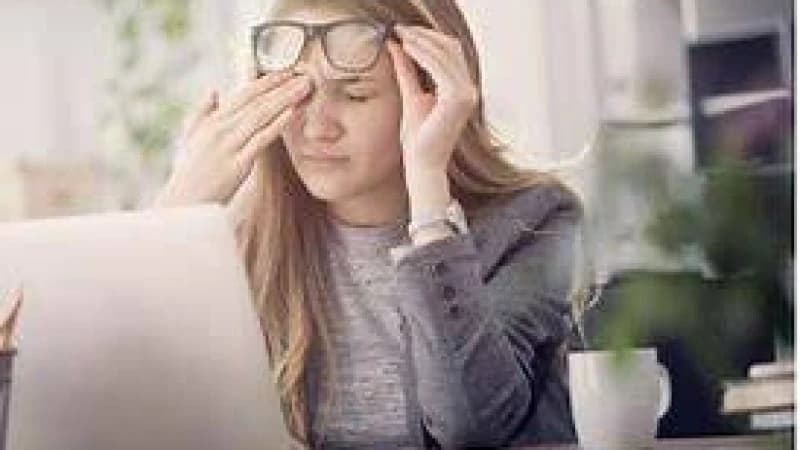 হঠাৎ চোখে ব্যথা করলে করণীয় কি?