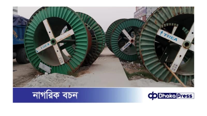 ক্যামব্রিয়ান স্কুলের অপর পাশেই গড়ে উঠেছে মাদকের ঘাটি 
