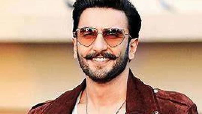 পা রাখছেন হলিউডে রণবীর সিং