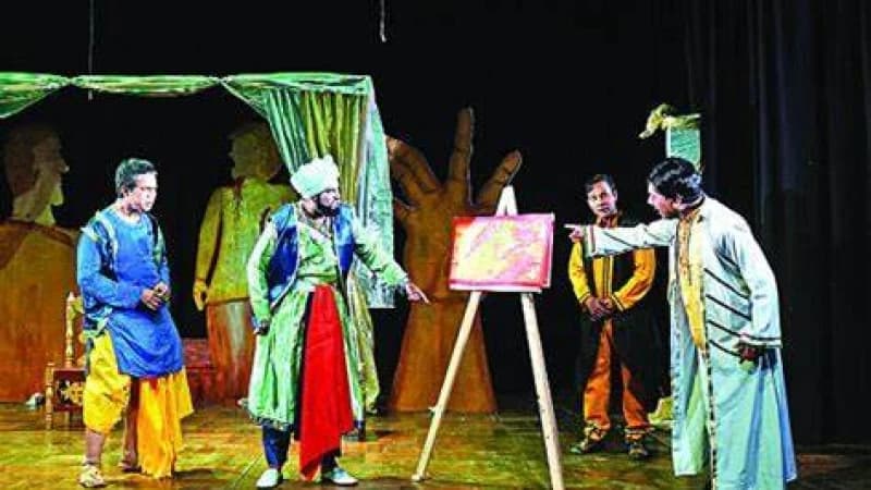কণ্ঠশীলনের নতুন নাটক ‘তাজমহলের টেন্ডার’