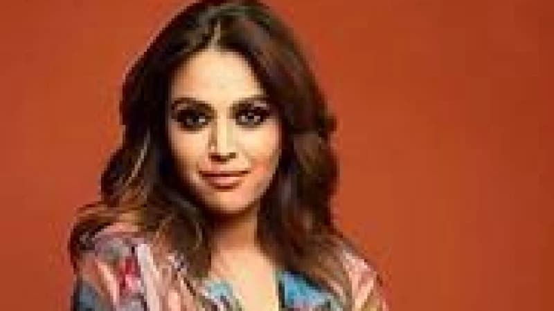 সুখবর দিলেন স্বরা ভাস্কর