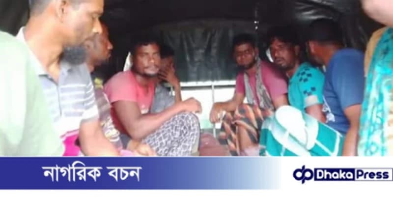 সুন্দরবনে অবৈধ মাছ শিকারে আটক ৮ জেলে