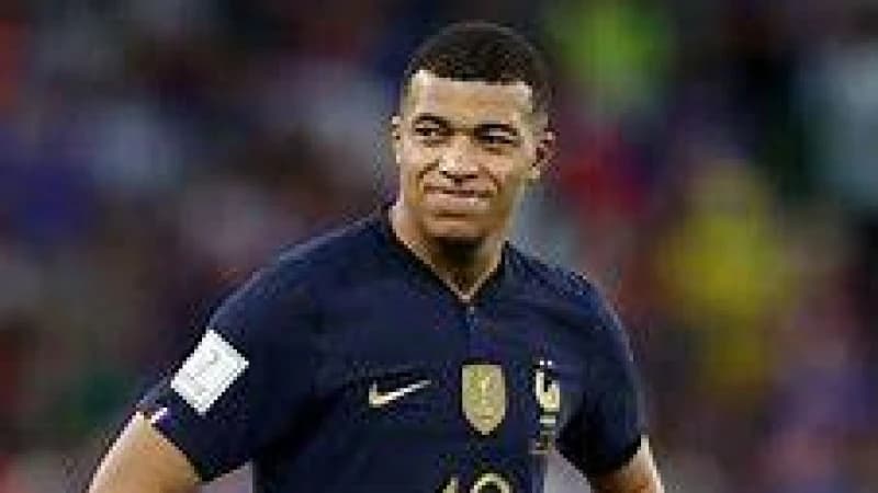 পিএসজিতে থাকছেন না এমবাপ্পেও