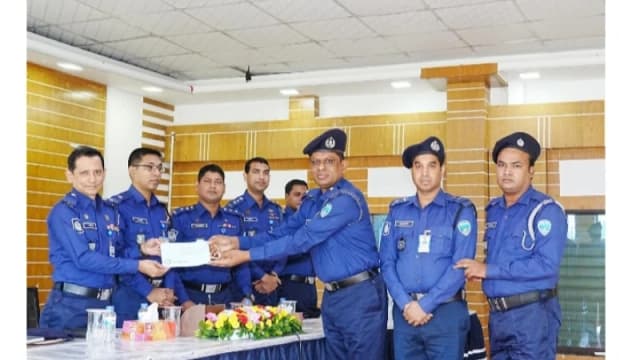 অক্টোবর-২০২৫ মাসের জেলার শ্রেষ্ঠ থানা ও মাদক উদ্ধারকারী হিসেবে ব্রাহ্মণপাড়া থানার অর্জন