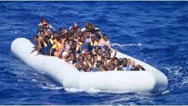 ভূমধ্যসাগরে একাধিক নৌকাডুবি: শত...