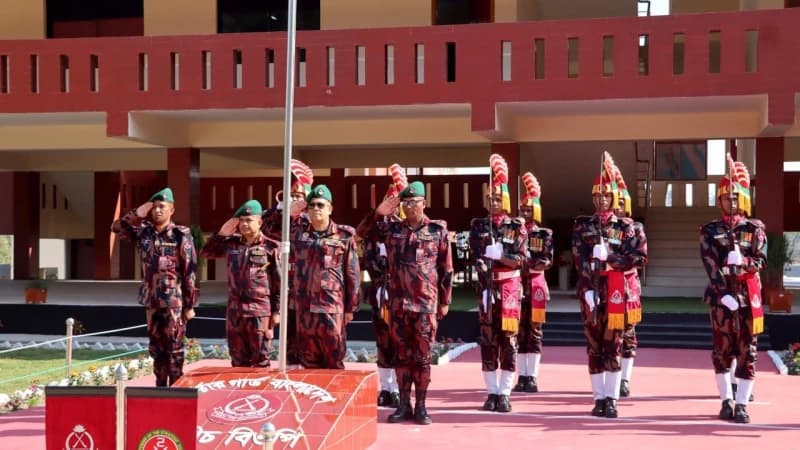 সেন্টমার্টিন ও টেকনাফে দুটি নতুন বিওপি উদ্বোধন করলেন বিজিবি মহাপরিচালক
