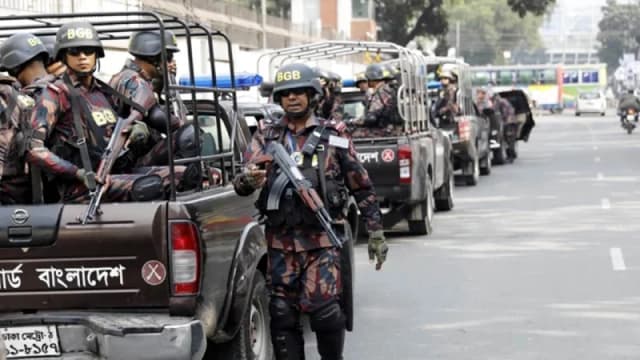 ভোটের নিরাপত্তায় আয়রন শিল্ড, দেশজুড়ে ৩৭ হাজার ব...