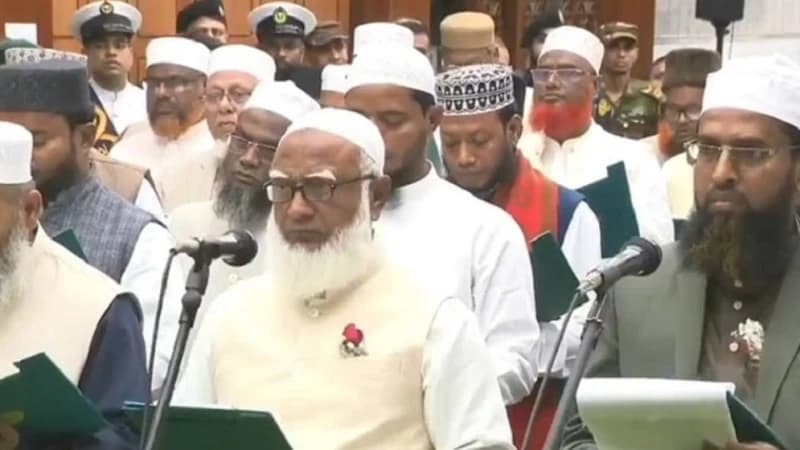 শপথ নিলো জামায়াতসহ ১১ দলীয় জোট