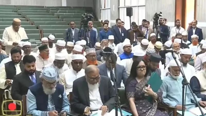 সময়মতো পৌঁছতে না পারায় জামায়াত জোট ও স্বতন্ত্র সংসদ সদস্যদের সঙ্গে শপথ নিলেন ইশরাক হোসেন
