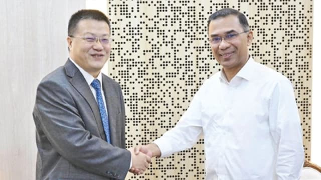 প্রধানমন্ত্রীকে চীন সফরের আমন্ত্রণ শি জিন পিংয়ের