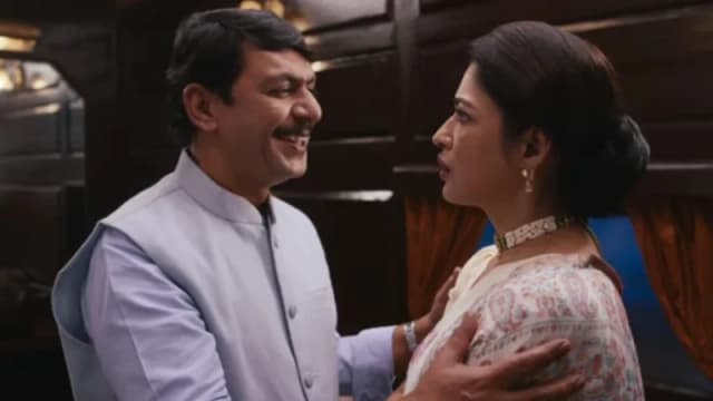 ফার্স্টলুকে কৌতূহল বাড়াল ‘বনলতা...