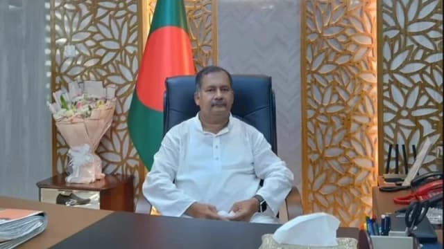 ফ্যামিলি কার্ডসহ সরকার গৃহীত জনকল্যাণমুখী পদক্ষেপের প্রত...