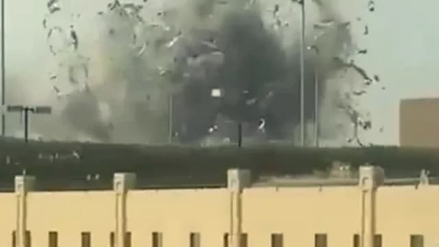 ইসরাইল ও মার্কিন ঘাঁটিতে ইরানের...