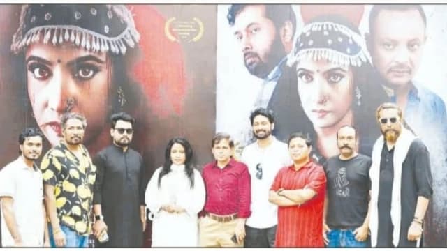 প্রকাশ পেল ‘আতরবিবিলেন’ সিনেমার ফার্স্টলুক