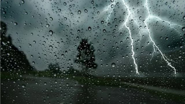 আট বিভাগের কোথাও কোথাও বজ্রসহ বৃষ্টির সম্ভাবনা