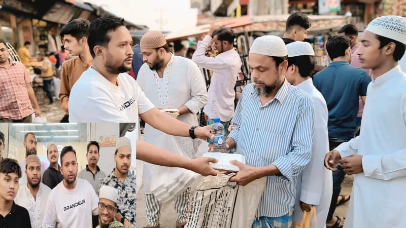মুরাদনগরে পথচারীদের মাঝে ইফতার বিতরণ