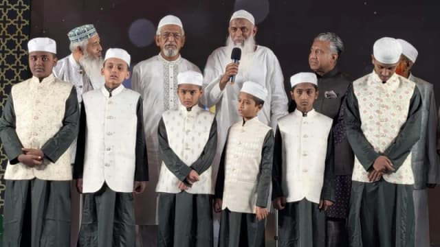 ‘পিএইচপি কুরআনের আলো’য় চ্যাম্পিয়ন হাফেজ মুনতাহা, ব...