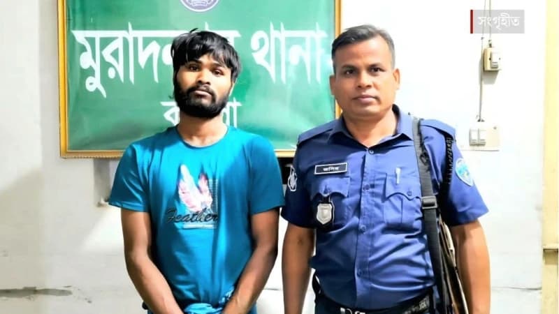 মুরাদনগরে ইয়াবাসহ মাদক কারবারি আটক, পুলিশের কাছে হস্তান্তর