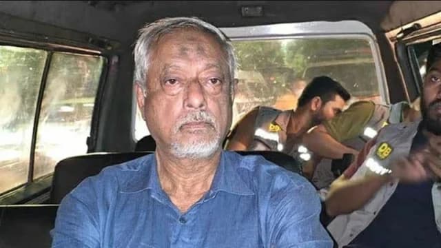 অনেক উত্তর এড়িয়ে যাচ্ছেন মাসুদ উদ্দিন