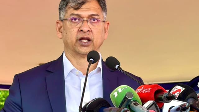 পুলিশ কোনো দলের লাঠিয়াল বাহিনী নয়: সারদায় স্বরাষ্ট্রমন্ত্রী