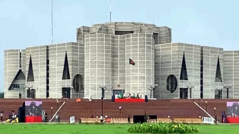 ১৩ দিন বিরতির পর সংসদ অধিবেশন শুরু, আলোচনায় রাষ্ট্রপতির ভাষণ