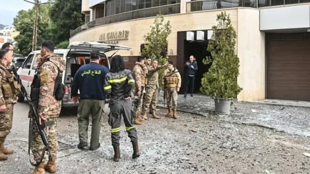 ইসরাইলের সতর্কতার পর বৈরুতের দক্...