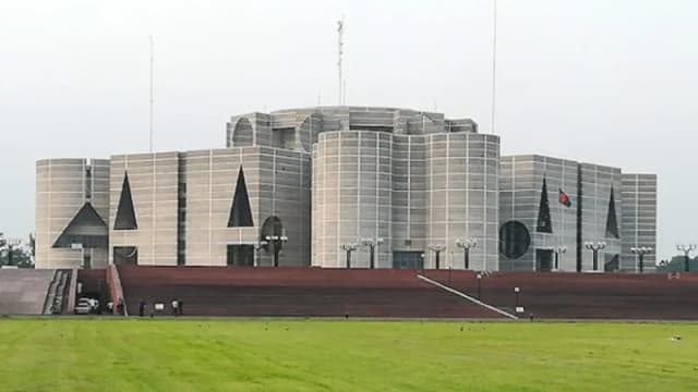 সংসদ ভবনের সাউন্ড সিস্টেম, খাবার ও পানির মান যাচাই...