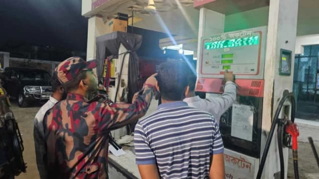 গাজীপুরে মজুত করা ৩৪ হাজার লিটার জ্বালানি তেল জব্দ