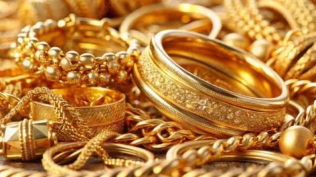 সোনার দাম ভরিতে বাড়লো ৩ হাজার ২৬...