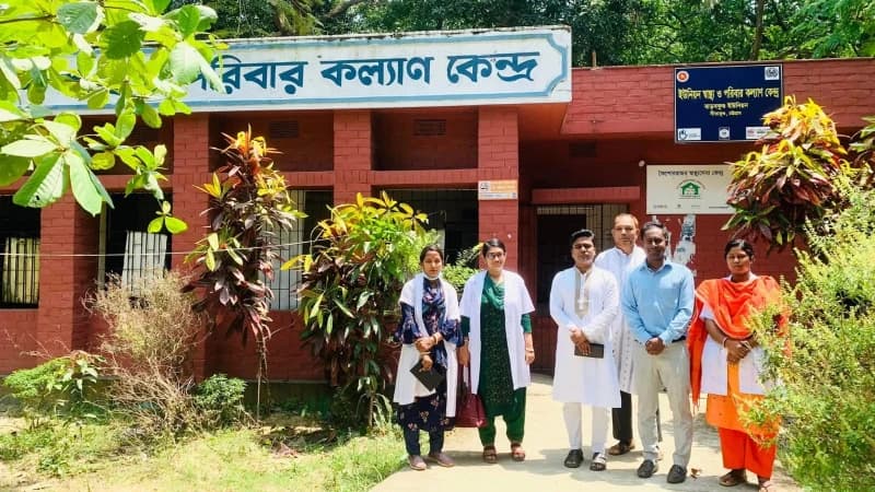 সীতাকুণ্ডে পরিবার পরিকল্পনা কর্মীদের প্রচেষ্টায় ছুটির দিনেও নিরাপদ প্রসব সেবা অব্যাহত