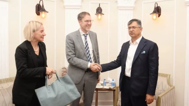 স্বরাষ্ট্রমন্ত্রীর সঙ্গে ইউএনডিপি প্রতিনিধিদলের সৌজন্য স...