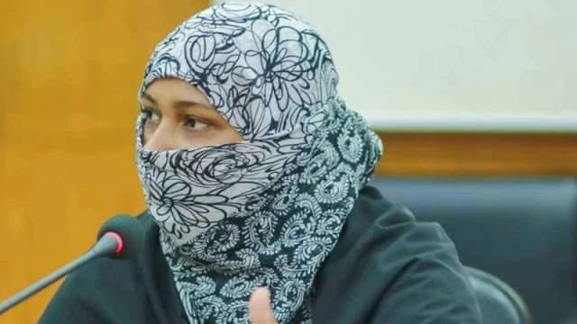 বাকশালীরা যদি ফিরেই আসে তাহলে এতক্ষণ রক্ত দিয়ে লাভ...