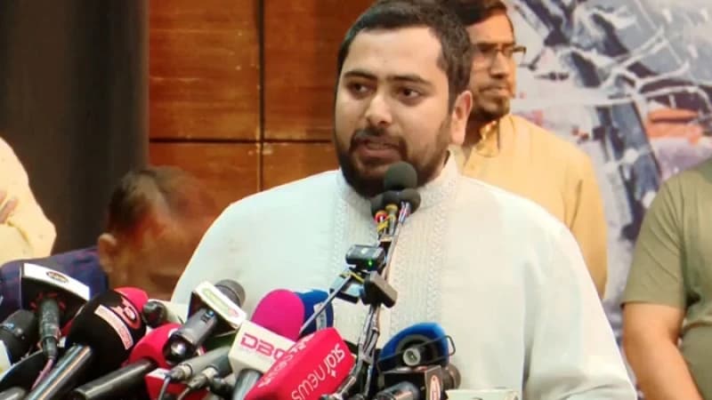 জাতীয়তাবাদী পুলিশ বাহিনী তৈরির চেষ্টায় রয়েছে বিএনপি : নাহিদ