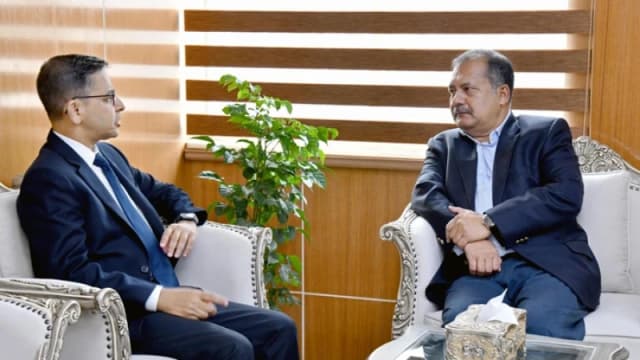 তথ্যমন্ত্রীর সঙ্গে ভারতীয় হাইকমিশনারের সাক্ষাৎ