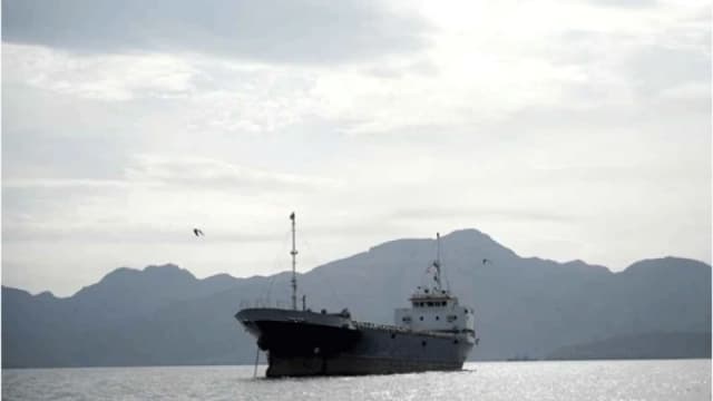 হরমুজে জাহাজ চলাচলে নতুন প্রস্তাব ইরানের