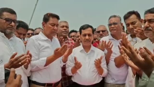 নওগাঁয় খাল পুনঃখনন কাজের উদ্বোধন