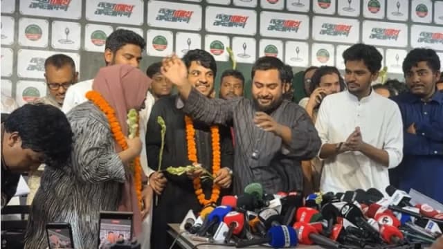 এনসিপিতে জুলাই আন্দোলনের ৩০ জনের যোগদান