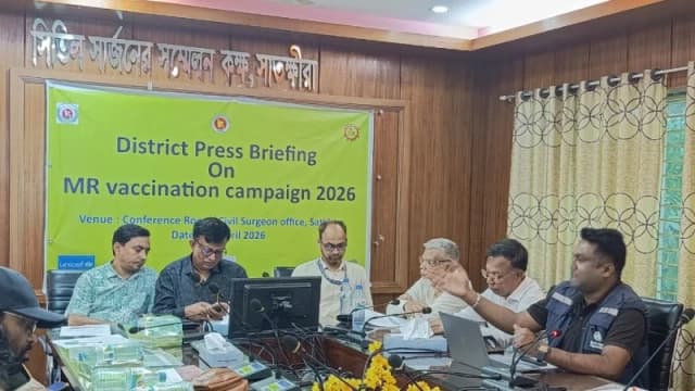 সাতক্ষীরায় ১ লাখ ৭৮ হাজার শিশুকে হামের টিকা দেয়া হ...