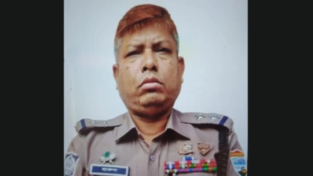 বিমানবন্দর রেলওয়ে ফাঁড়ির ইনচার্জ হারুন উর রশিদের মানবিক...