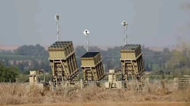 ইসরায়েলের পাঠানো আয়রন ডোমেও রক্ষ...