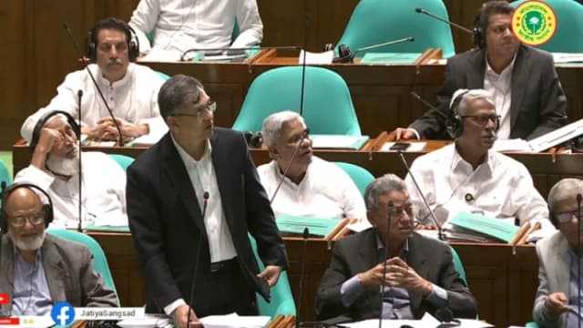 মাদক নিয়ন্ত্রণে বহুমুখী অভিযান জোরদার : কিশোর গ্যাং ও অপরাধ দমনে সমন্বিত উদ্যোগ