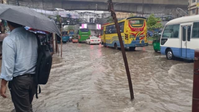 জলাবদ্ধতার সেই চিরচেনা রূপ ফিরলো রাজধানীতে
