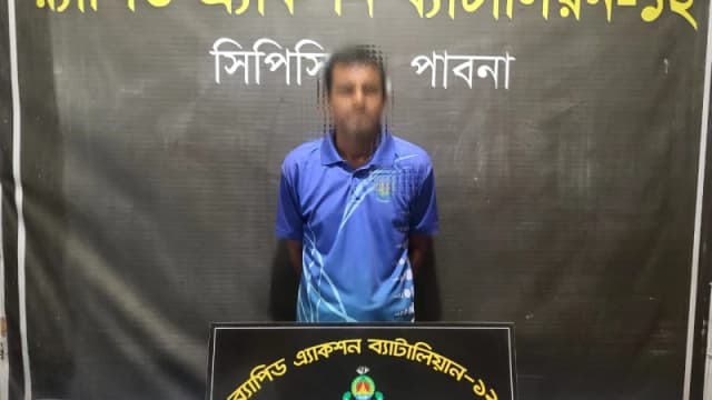বড়াইগ্রামে ভেকু ব্যবসায়ী হত্যা মামলার মূলহোতা গ্রে...