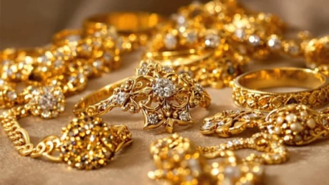 একদিনের ব্যবধানে বাড়ল স্বর্ণের দ...